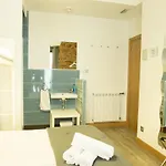 Aia
