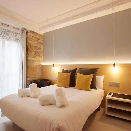 Aia Guest house